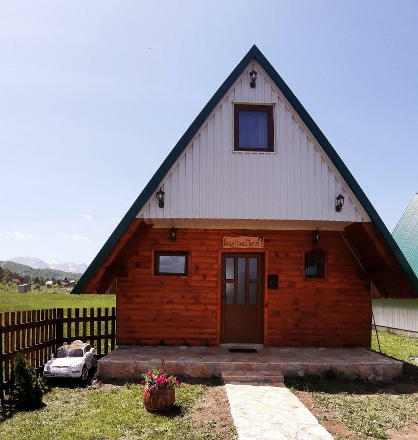 Family Home Mikovic Жабляк Экстерьер фото
